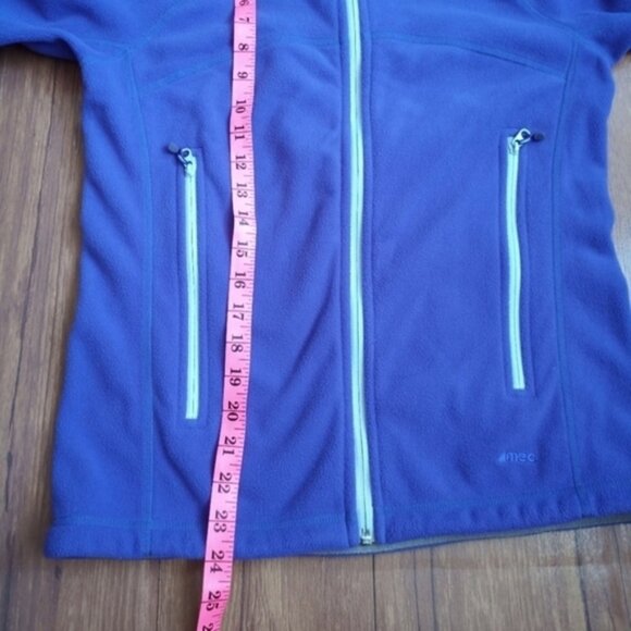 MEC Fleece Jacket Size XS - Picture 5 of 9